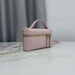 Mirror Quality Replica Dior Trianon Soft Vanity Mini Chain handbag S4613 pink Knockoff