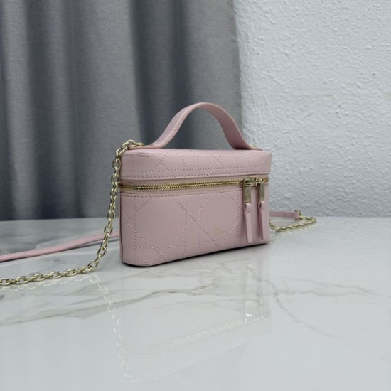 Mirror Quality Replica Dior Trianon Soft Vanity Mini Chain handbag S4613 pink Knockoff