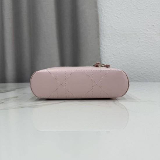 Mirror Quality Replica Dior Trianon Soft Vanity Mini Chain handbag S4613 pink Knockoff