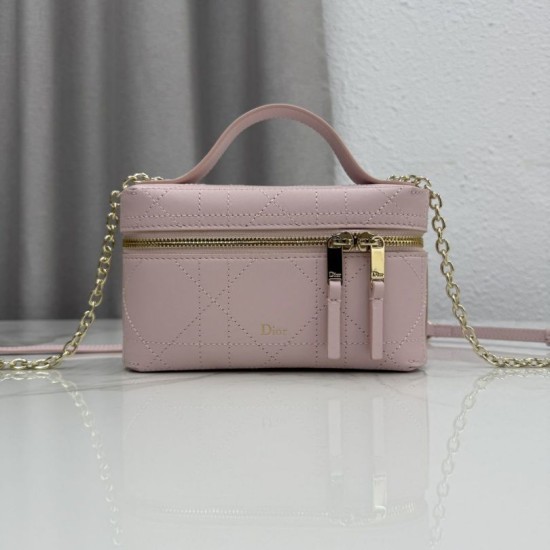 Mirror Quality Replica Dior Trianon Soft Vanity Mini Chain handbag S4613 pink Knockoff