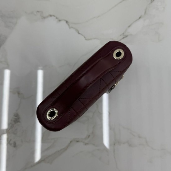 Mirror Quality Replica Dior Trianon Soft Vanity Mini Chain handbag S4613 burgundy Knockoff