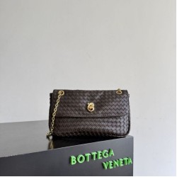 Mirror Quality Replica Bottega Veneta Madison Intrecciato Shoulder Bag in Burgundy Knockoff