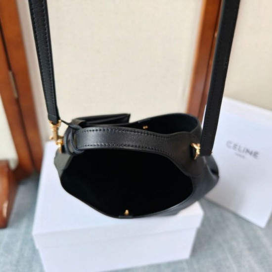 Mirror Quality Replica Celine Small Teen Hobo Shoulder Bag with Coin Purse in Black Knockoff