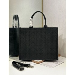 Mirror Quality Replica Dior Medium Book Tote Bag with Bee Strap in Black Knockoff