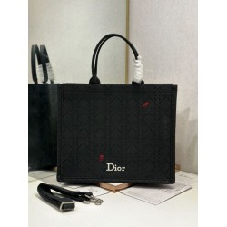 Mirror Quality Replica Dior Medium Book Tote Bag with Bee Strap in Black Knockoff
