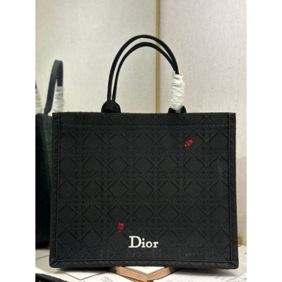 Mirror Quality Replica Dior Medium Book Tote Bag with Bee Strap in Black Knockoff