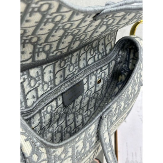 Mirror Quality Replica Dior Saddle Oblique Embroidered Shoulder Bag in Gray Knockoff