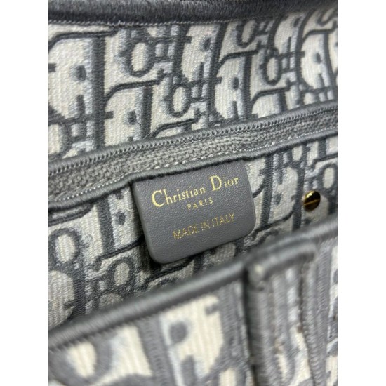 Mirror Quality Replica Dior Saddle Oblique Embroidered Shoulder Bag in Gray Knockoff