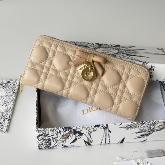 Mirror Quality Replica Dior Lady Dior Voyageur Zip Around Wallet Apricot Knockoff