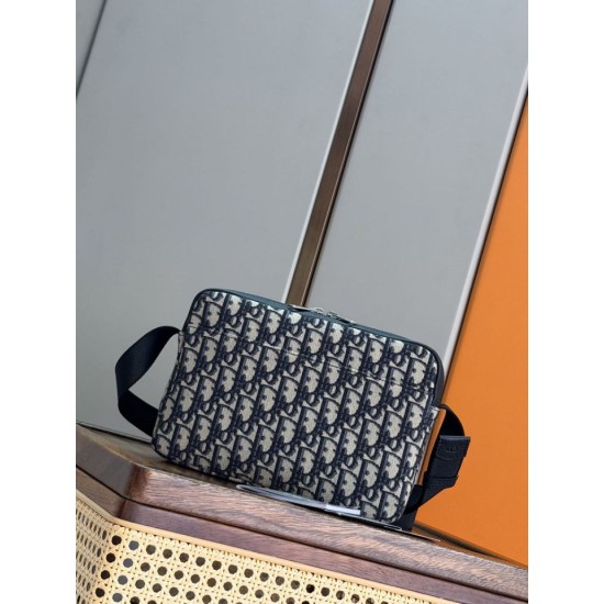 Mirror Quality Replica Dior Rider Shoulder Bag with Oblique Zip Blue Knockoff