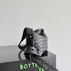 1:1 Replica Bottega Veneta Easy Hobo Shoulder Bag Black