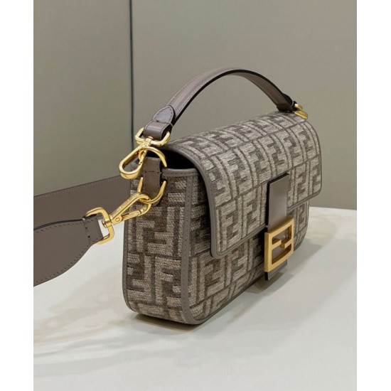 Replica Baguette 8BR6009 Gray