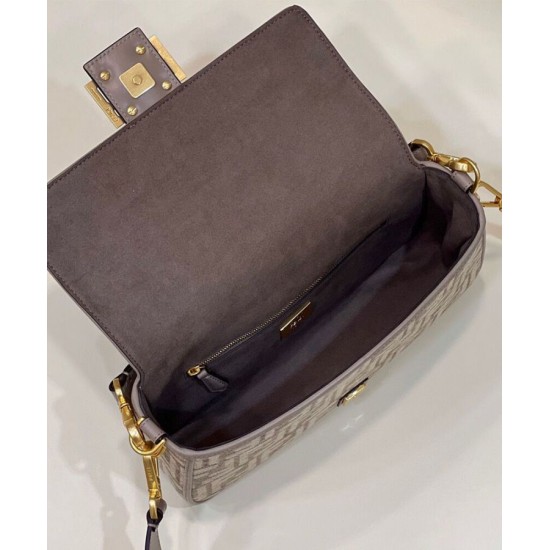 Replica Baguette 8BR6009 Gray