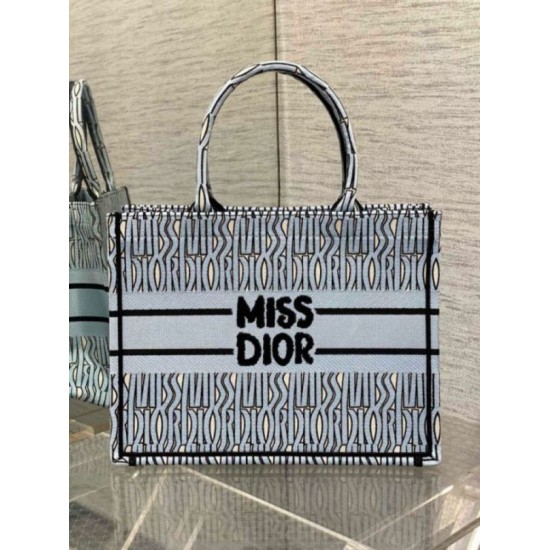 Replica Dior Medium Book Tote Bag Blue Miss Dior Allover Embroidery Replica Dior Medium Book Tote Bag Blue Miss Dior Allover Embroidery