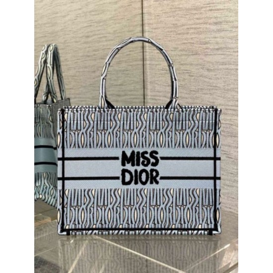 Replica Dior Medium Book Tote Bag Blue Miss Dior Allover Embroidery Replica Dior Medium Book Tote Bag Blue Miss Dior Allover Embroidery