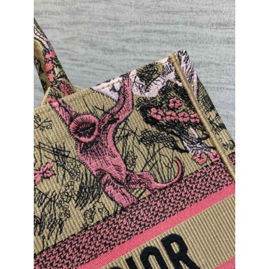 Fake Dior Medium Dioriviera Book Tote Raffia with Pink Toile de Jouy Sauvage Embroidery Replica