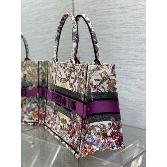 Replica Dior Medium Book Tote Bag Dior 4 Saisons Été Soleil Embroidery