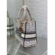 Fake Dior Lady D-Lite Medium Bag White and Red Je Vous Adore Motif Replica Replica Dior Lady D-Lite Medium Bag White and Red Je Vous Adore Motif