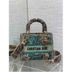 Replica Dior Dioriviera Lady D-Lite Medium Bag Raffia with Green Toile de Jouy Sauvage Embroidery Fake Dior Dioriviera Lady D-Lite Medium Bag Raffia with Green Toile de Jouy Sauvage Embroidery Replica