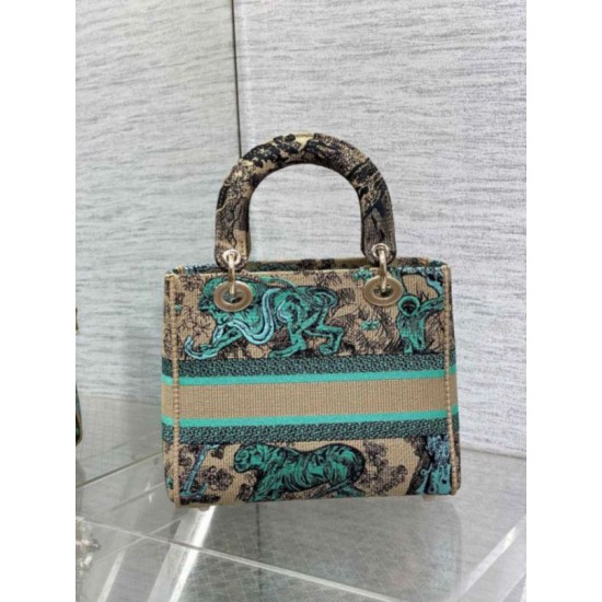 Fake Dior Dioriviera Lady D-Lite Medium Bag Raffia with Green Toile de Jouy Sauvage Embroidery Replica