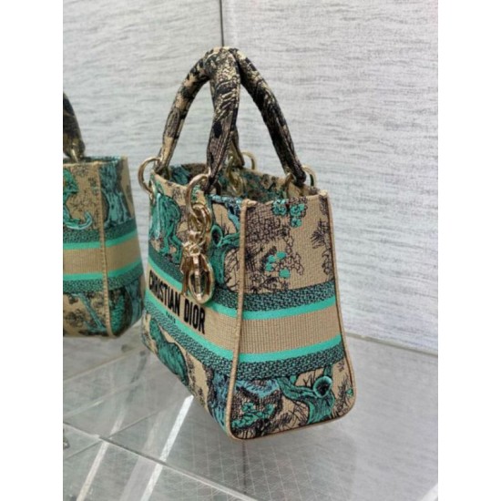 Fake Dior Dioriviera Lady D-Lite Medium Bag Raffia with Green Toile de Jouy Sauvage Embroidery Replica