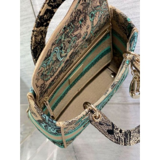 Fake Dior Dioriviera Lady D-Lite Medium Bag Raffia with Green Toile de Jouy Sauvage Embroidery Replica