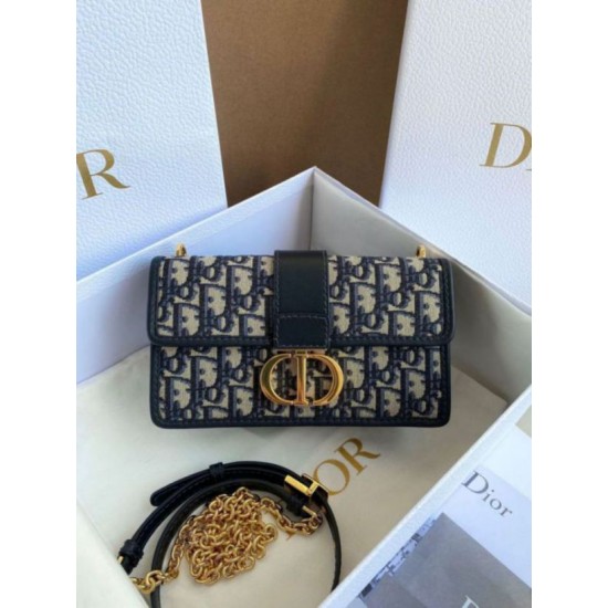 Replica Dior 30 Montaigne East-West Bag with Chain Blue Oblique Jacquard