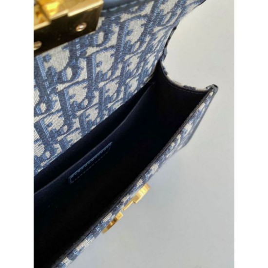 Replica Dior 30 Montaigne East-West Bag with Chain Blue Oblique Jacquard