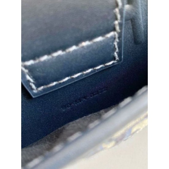 Replica Dior 30 Montaigne East-West Bag with Chain Blue Oblique Jacquard