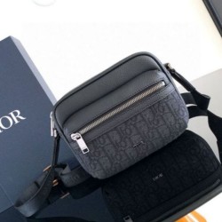 Replica Dior Mini Rider 2.0 Zipped Messenger Bag Black Oblique with Black Leather Replica Dior Mini Rider 2.0 Zipped Messenger Bag Black Oblique with Black Leather