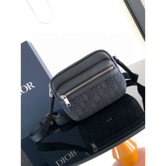 Replica Dior Mini Rider 2.0 Zipped Messenger Bag Black Oblique with Black Leather