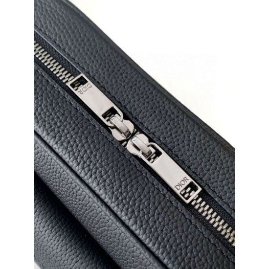 Replica Dior Rider 2.0 Zipped Messenger Bag Beige Oblique with Black Leather Replica Dior Rider 2.0 Zipped Messenger Bag Beige Oblique with Black Leather