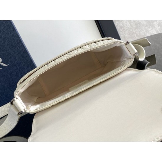 Replica Dior Men's Messenger Bag with Flap Beige Gravity Leather