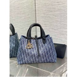 Replica Dior Toujours Medium Bag Blue Denim Oblique Jacquard Fake Dior Toujours Medium Bag Blue Denim Oblique Jacquard Replica
