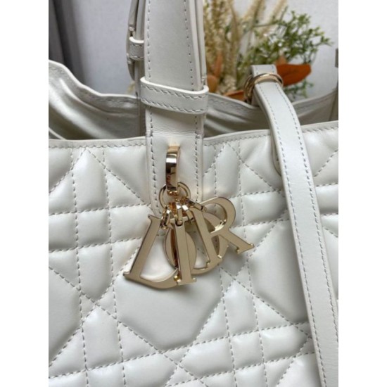 Replica Dior Toujours Large Bag White Macrocannage Calfskin