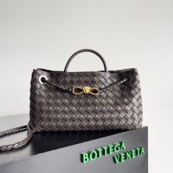 Replica Bottega Veneta Andiamo Small East/West Bag Fondant Intrecciato Lambskin