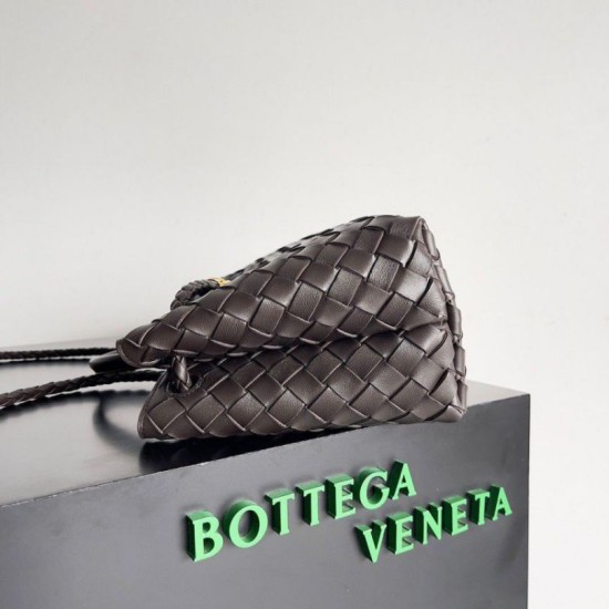 Replica Bottega Veneta Andiamo Small East/West Bag Fondant Intrecciato Lambskin