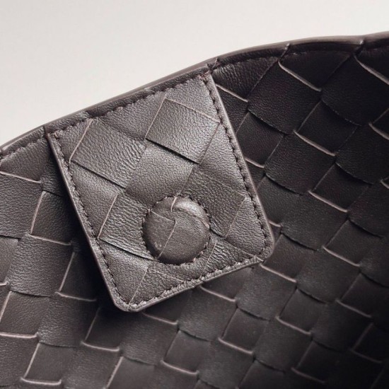 Replica Bottega Veneta Andiamo Small East/West Bag Fondant Intrecciato Lambskin
