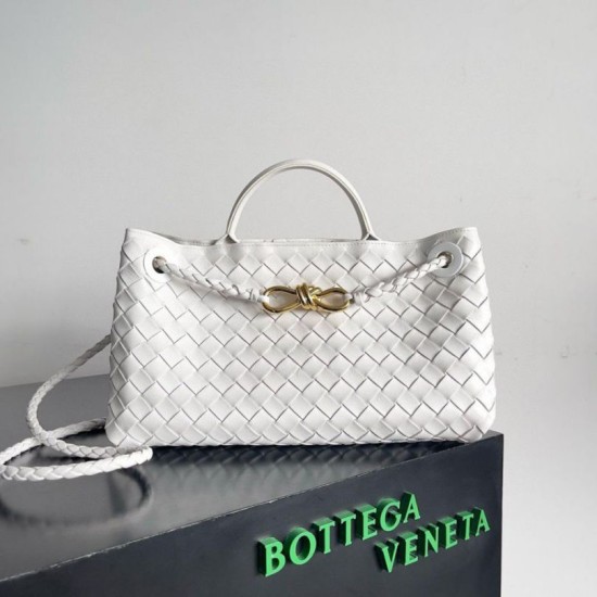 Fake Bottega Veneta Andiamo Small East/West Bag White Intrecciato Lambskin Replica Fake Bottega Veneta Andiamo Small East/West Bag White Intrecciato Lambskin Replica