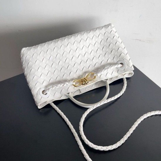 Fake Bottega Veneta Andiamo Small East/West Bag White Intrecciato Lambskin Replica Fake Bottega Veneta Andiamo Small East/West Bag White Intrecciato Lambskin Replica