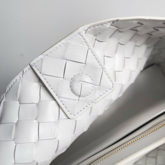 Fake Bottega Veneta Andiamo Small East/West Bag White Intrecciato Lambskin Replica Fake Bottega Veneta Andiamo Small East/West Bag White Intrecciato Lambskin Replica