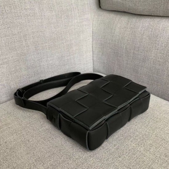 Replica Bottega Veneta Cassette Bag Black Lambskin