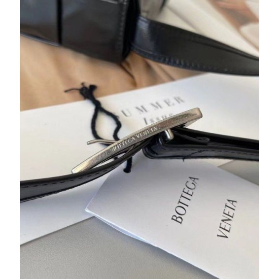Replica Bottega Veneta Cassett Bag Black Wrinkled Calfskin
