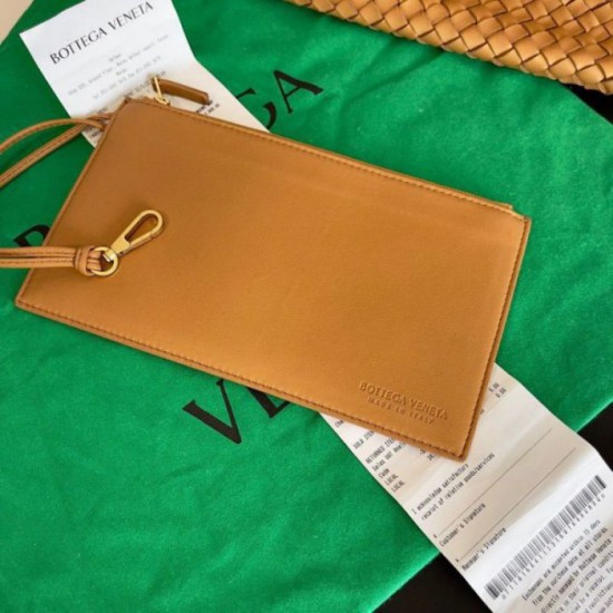 Replica Bottega Veneta Medium Cabat Bag Caramel Intrecciato Lambskin