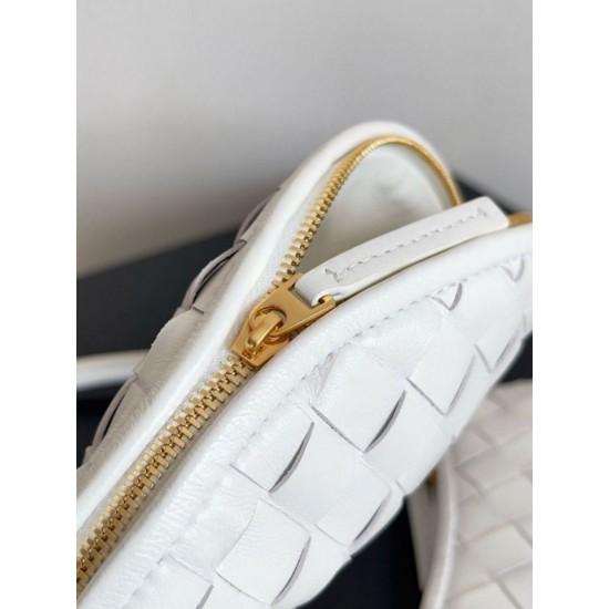 Replica Bottega Veneta Gemelli Small Bag White Intrecciato Lambskin Replica Bottega Veneta Gemelli Small Bag White Intrecciato Lambskin