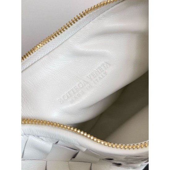Replica Bottega Veneta Gemelli Small Bag White Intrecciato Lambskin Replica Bottega Veneta Gemelli Small Bag White Intrecciato Lambskin