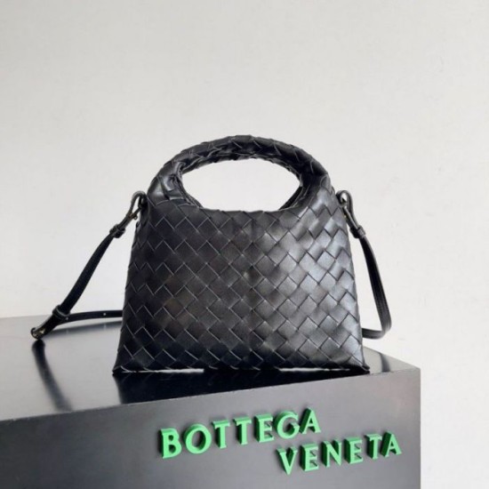 Replica Bottega Veneta Mini Hop Bag Black Intrecciato Calfskin Replica Bottega Veneta Mini Hop Bag Black Intrecciato Calfskin