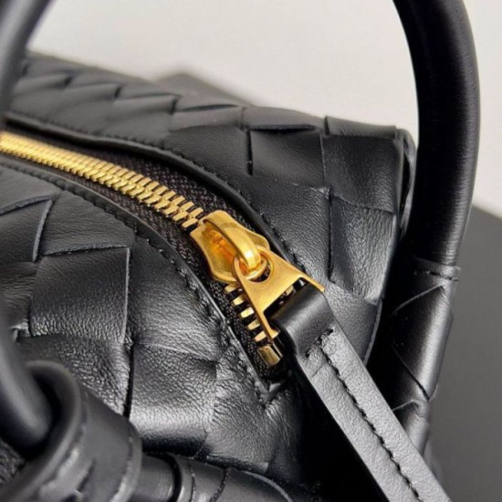 Replica Bottega Veneta Small Loop Crossbody Bag Black Intrecciato Lambskin Replica Bottega Veneta Small Loop Crossbody Bag Black Intrecciato Lambskin