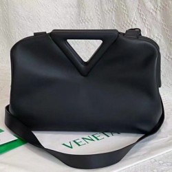 Replica Bottega Veneta Medium Point Top Handle Bag Black 