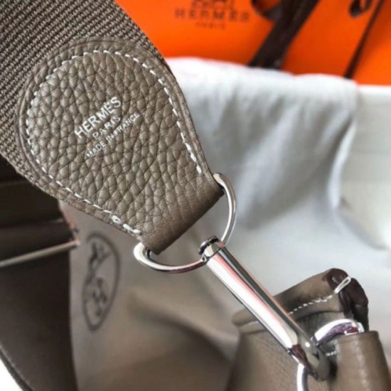 Replica Hermes Evelyne III 29 PM Bag Taupe Clemence 